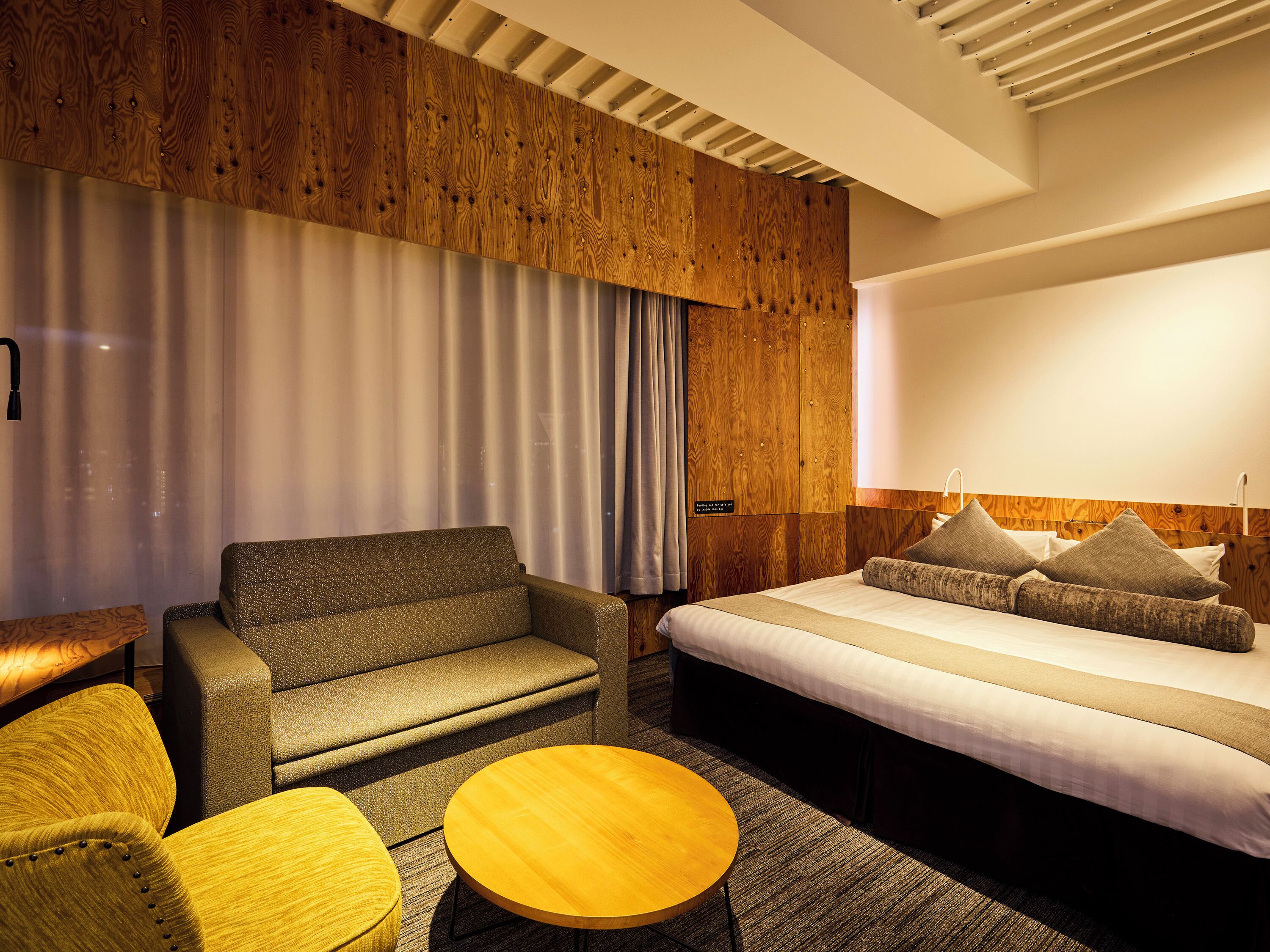 Phòng đôi Deluxe, không hút thuốc (Deluxe King) | Chăn bông, két bảo mật tại phòng, màn/rèm cản sáng 