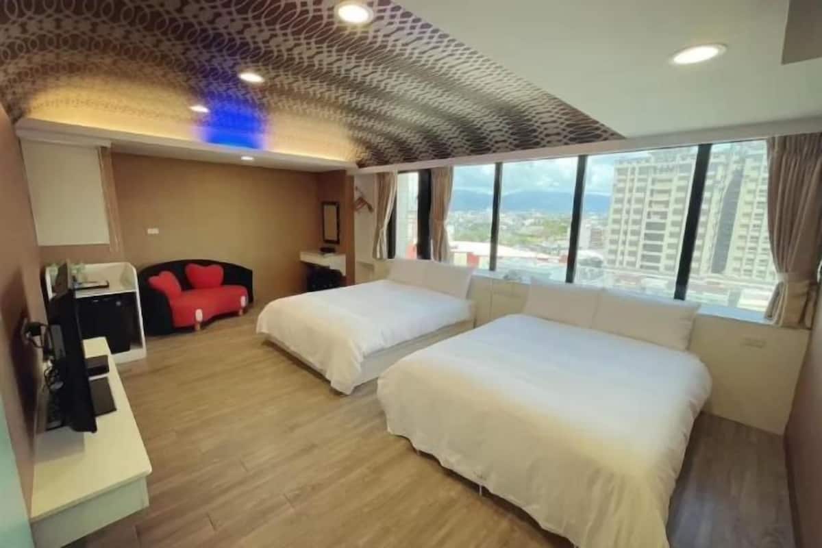 Decoración personalizada, muebles diferentes y escritorio