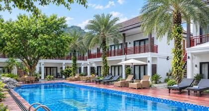 Vang Vieng Savanh Sunset view resort