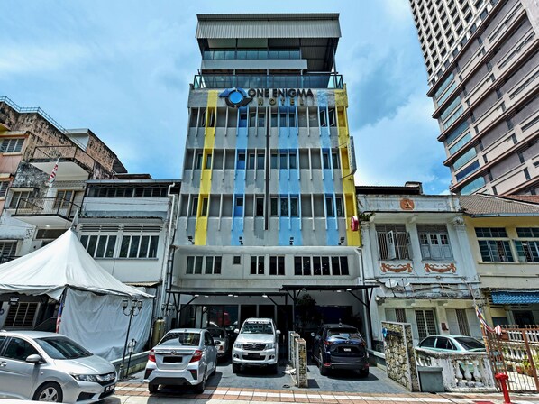 Front of property - Capital O 90841 New One Enigma Hotel (Kuala Lumpur)