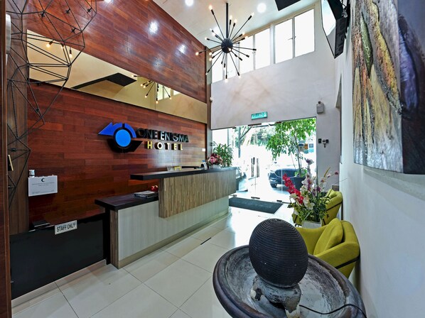Reception - Capital O 90841 New One Enigma Hotel (Kuala Lumpur)