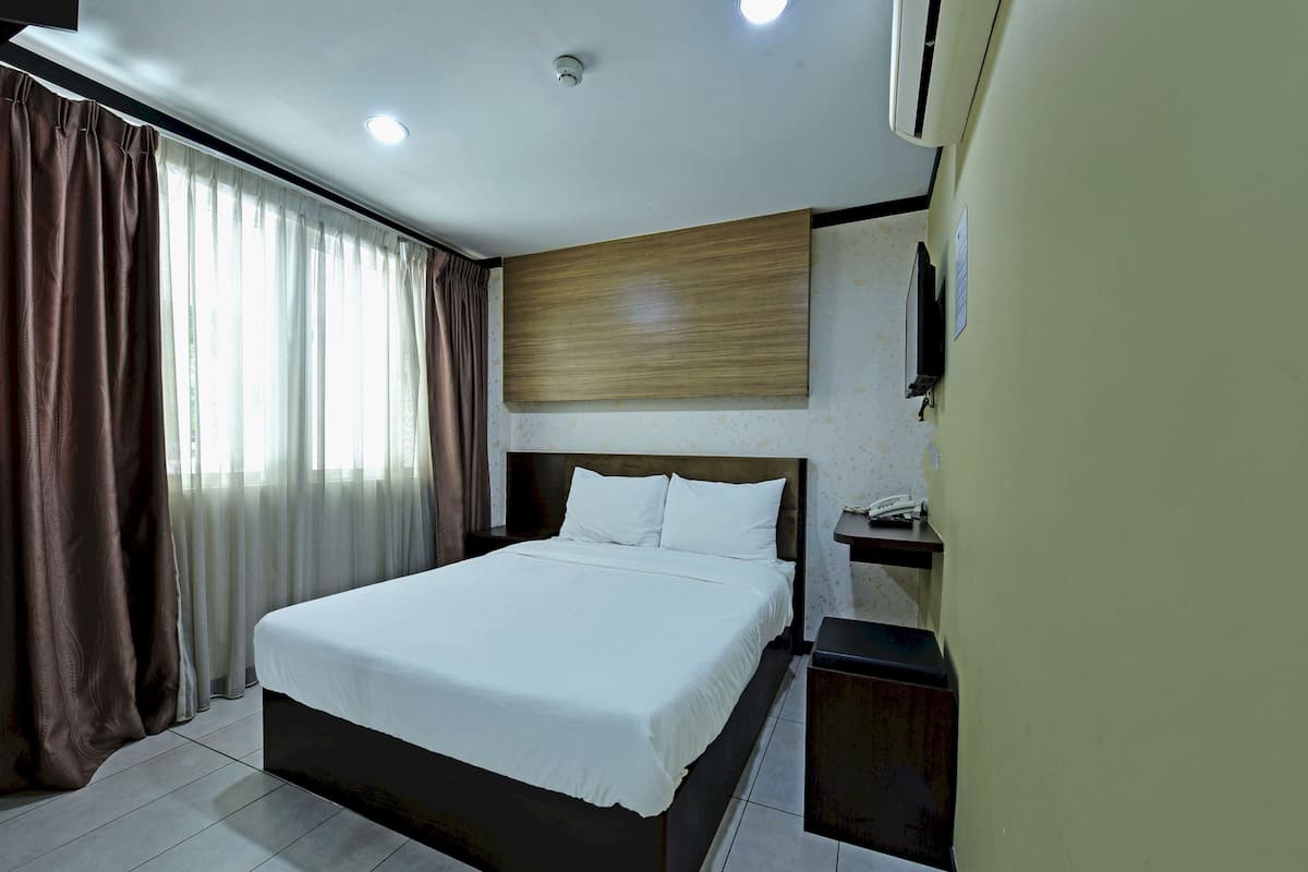 Habitación doble Deluxe | Escritorio, espacio para trabajar con laptop y wifi gratis