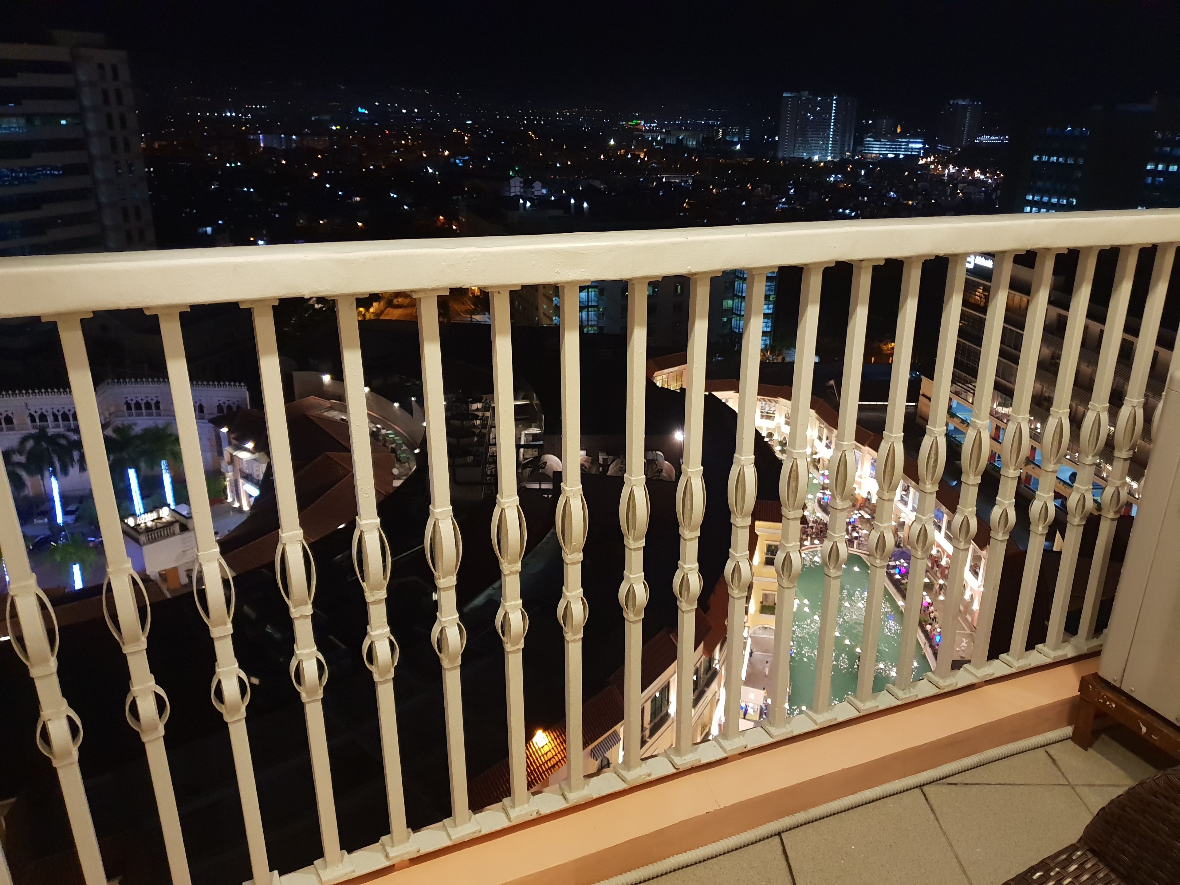 家庭公寓, 2 间卧室, 无烟房, 运河景观 | 阳台景观