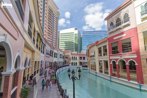 LUXE In Venice - The Venice Residences