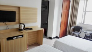 Desk, blackout curtains, free WiFi
