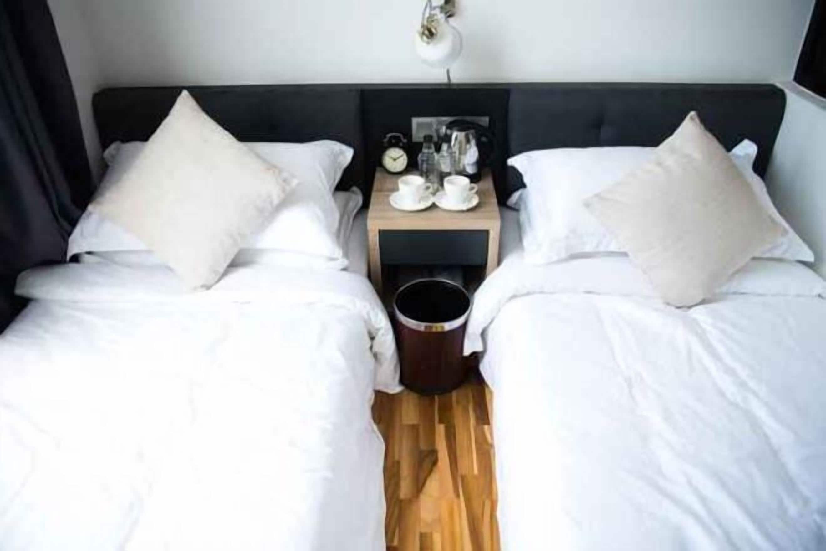 مكواة/لوح كي وواي فاي مجانًا وملاءات أسرّة