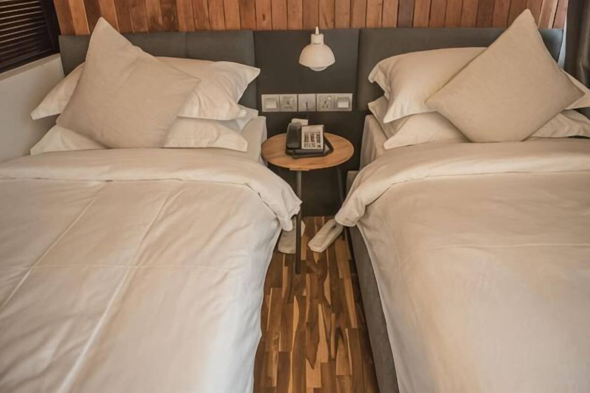 Bàn ủi/dụng cụ ủi quần áo, truy cập Internet không dây miễn phí