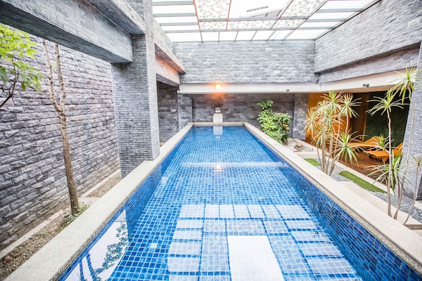 Piscina al coperto