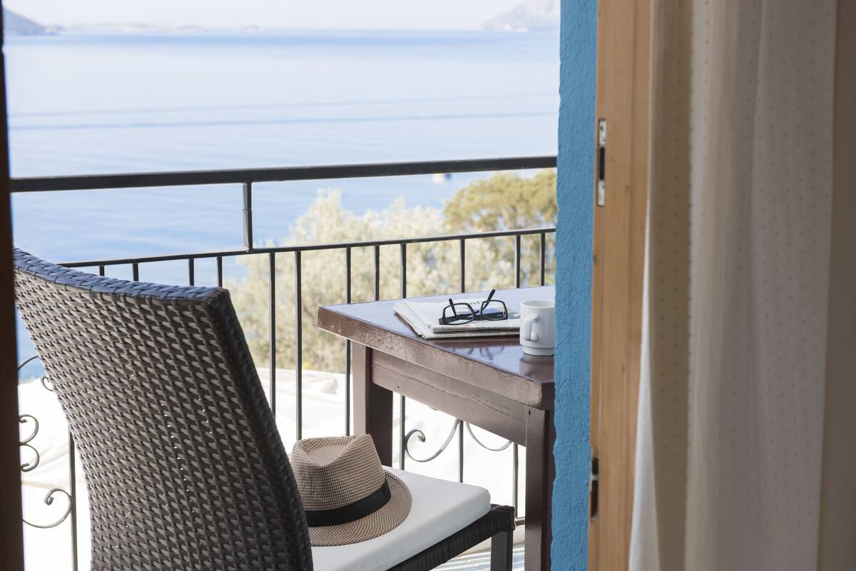 Comfort Double Room, Sea View | Free minibar items, in-room safe, free WiFi