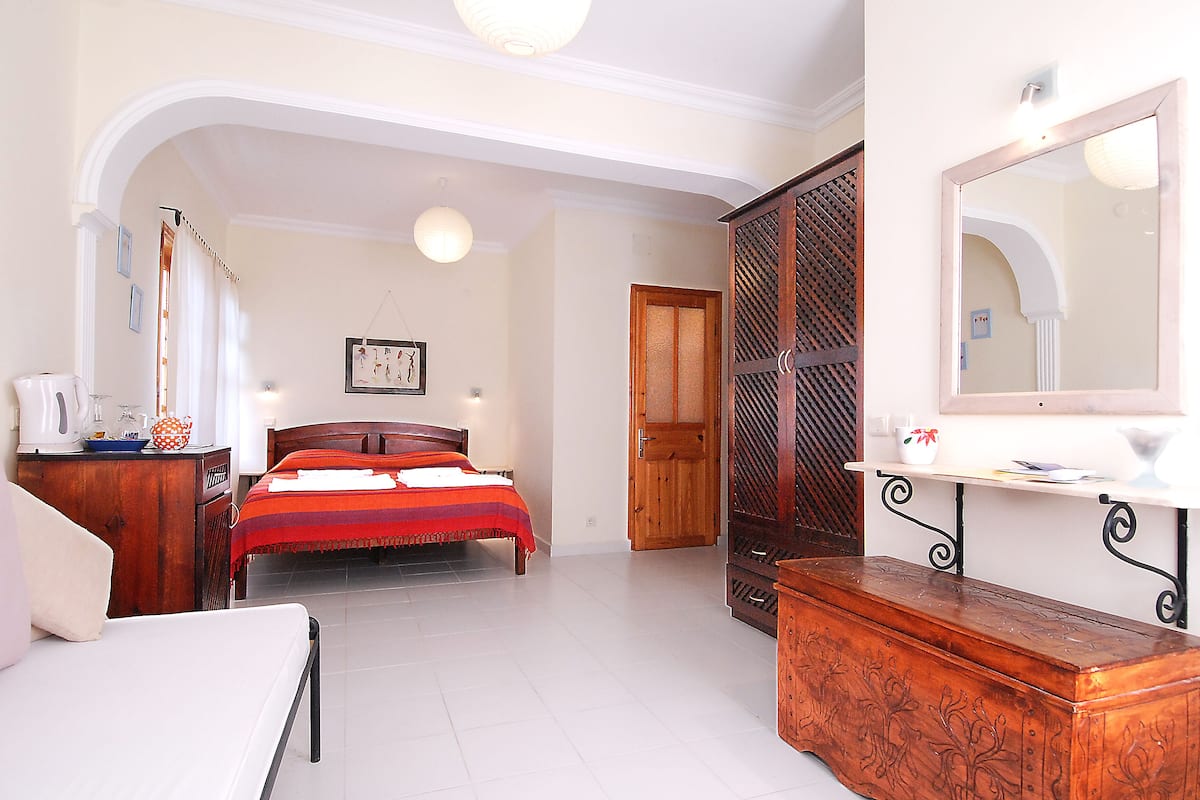 Comfort Double Room, Partial Sea View | Free minibar items, in-room safe, free WiFi
