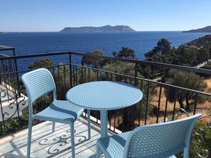 Family Penthouse, 1 Double Bed with Sofa bed, Sea View - Kale Hotel (Kas)