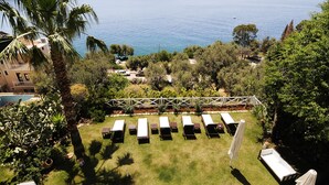Sundeck - Kale Hotel (Kas)