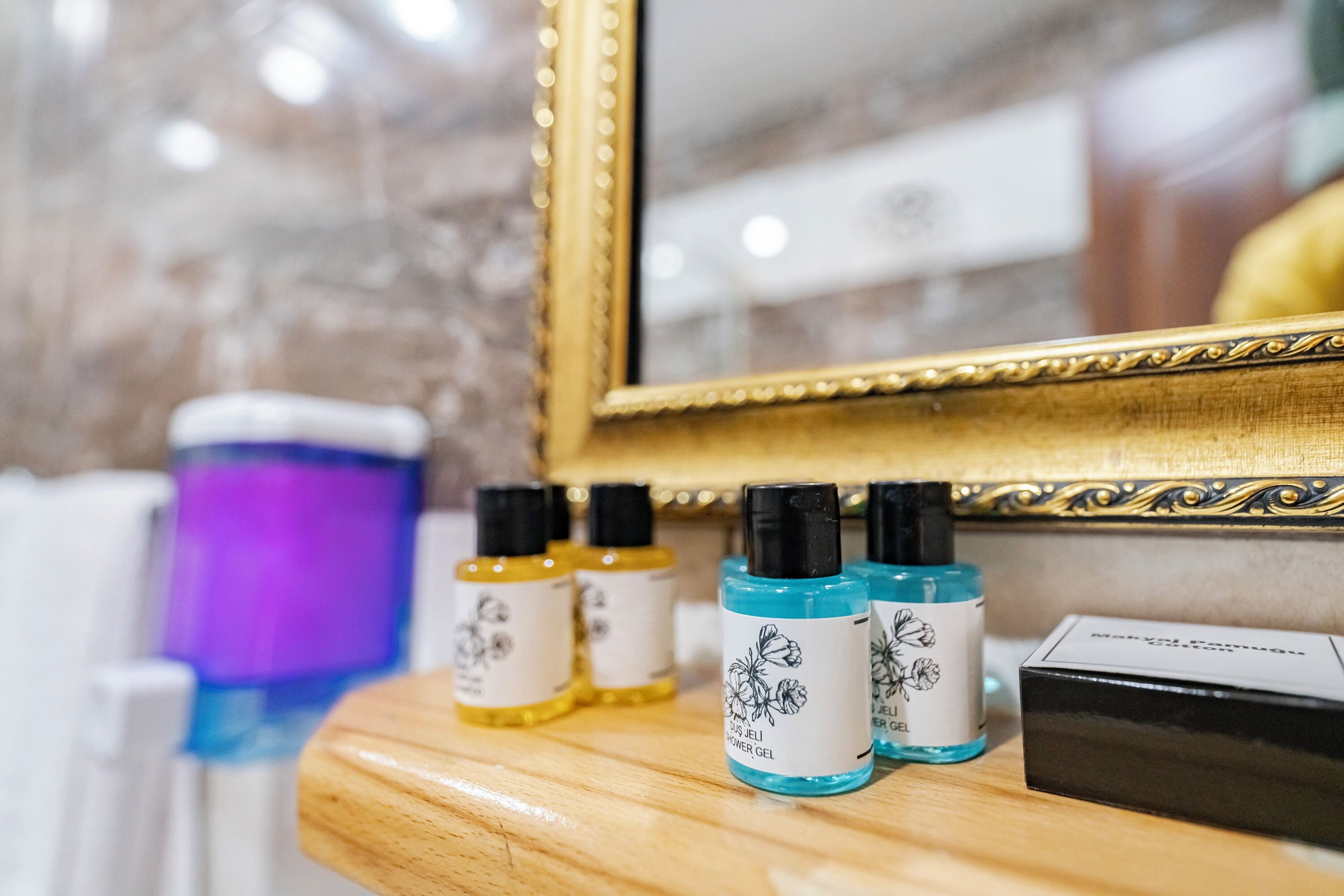 shower, rainfall showerhead, free toiletries, hair dryer