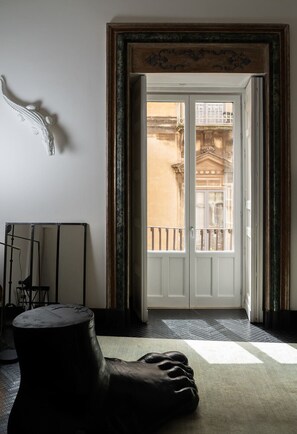Junior Suite, Balcony, City View | Premium bedding, minibar, in-room safe, soundproofing - Asmundo di Gisira (Catania)