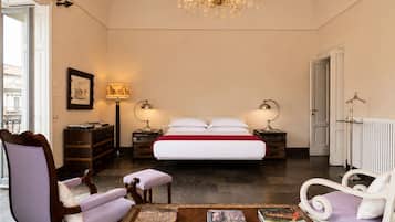 Junior Suite, 1 King Bed, Balcony, City View | Premium bedding, minibar, in-room safe, soundproofing