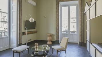 Suite Luxe, 1 trĂšs grand lit, terrasse, vue ville