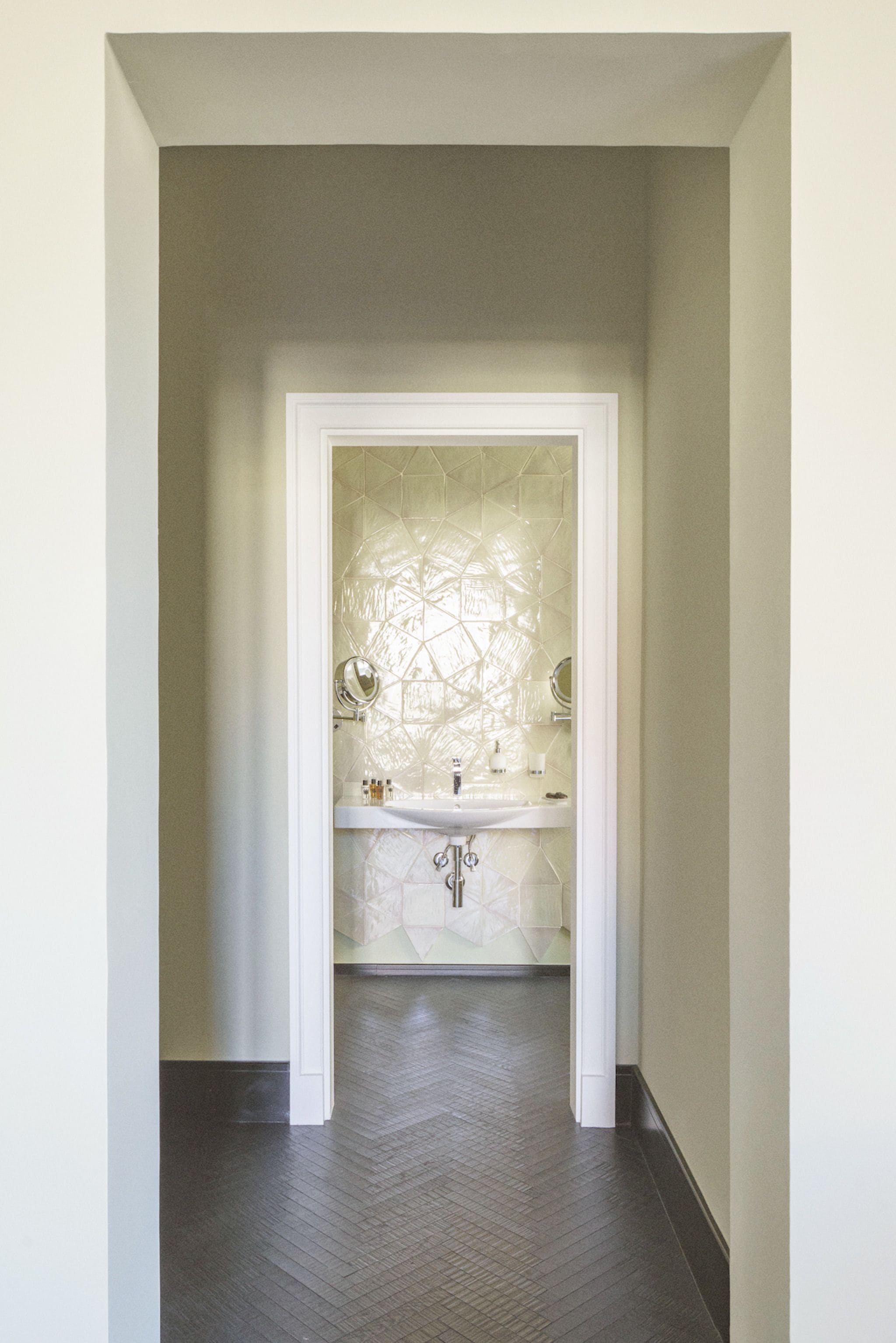 Photo - Asmundo di Gisira