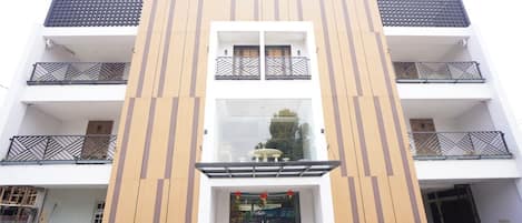 Bagian depan properti