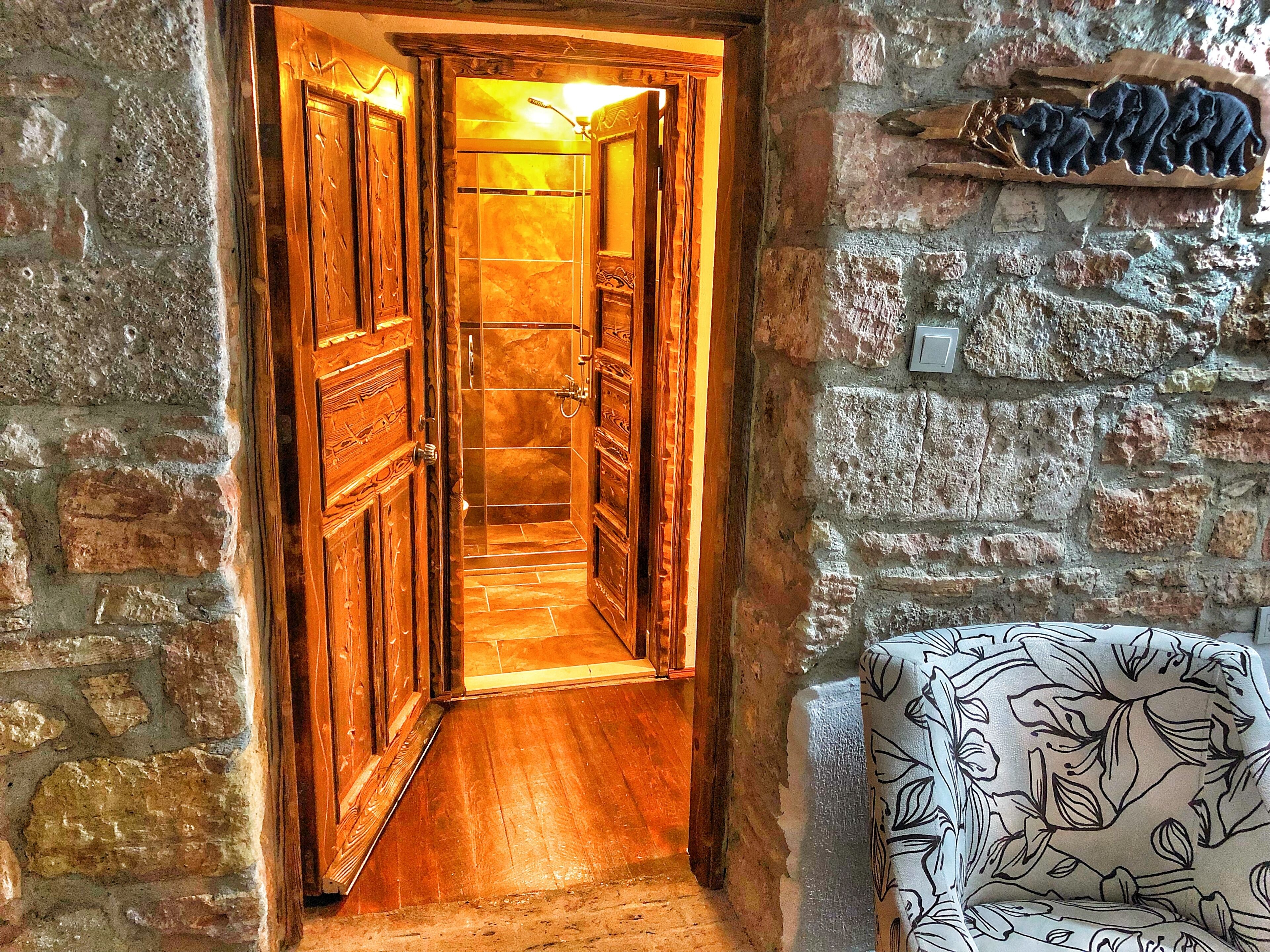 deluxe quadruple room | desk, blackout curtains, soundproofing, free wifi