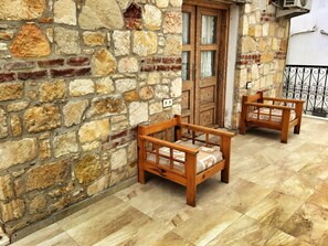 Deluxe Double Room | Terrace/patio - Parmis Boutique House (Cesme)