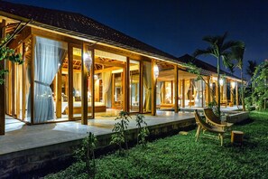 Terrace/patio - Allamanda Estate (Hoi An)