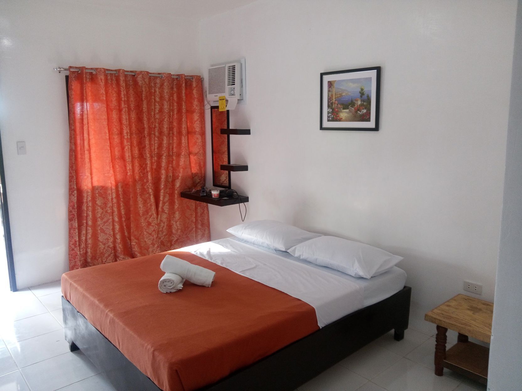 โต๊ะทำงาน, ห้องเก็บเสียง