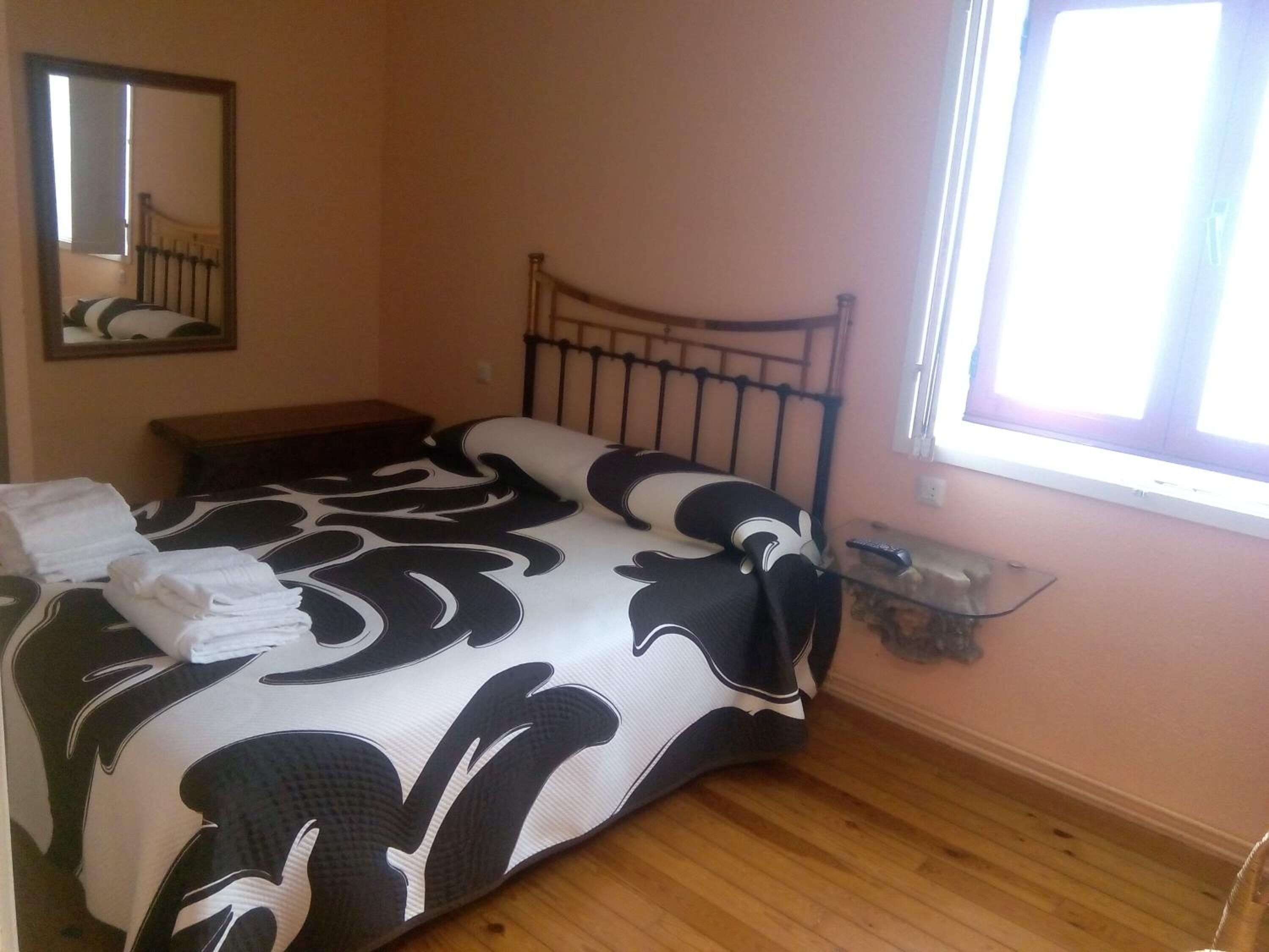 blackout curtains, rollaway beds, free wifi