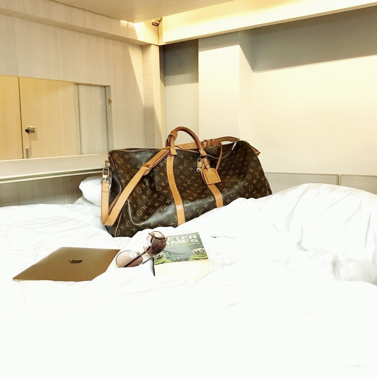 Foto - Kinnon Deluxe Hostel Coworking Cafe