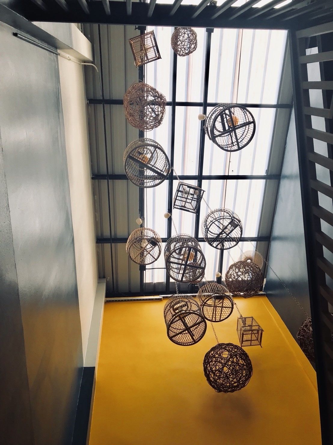 Foto - Kinnon Deluxe Hostel Coworking Cafe