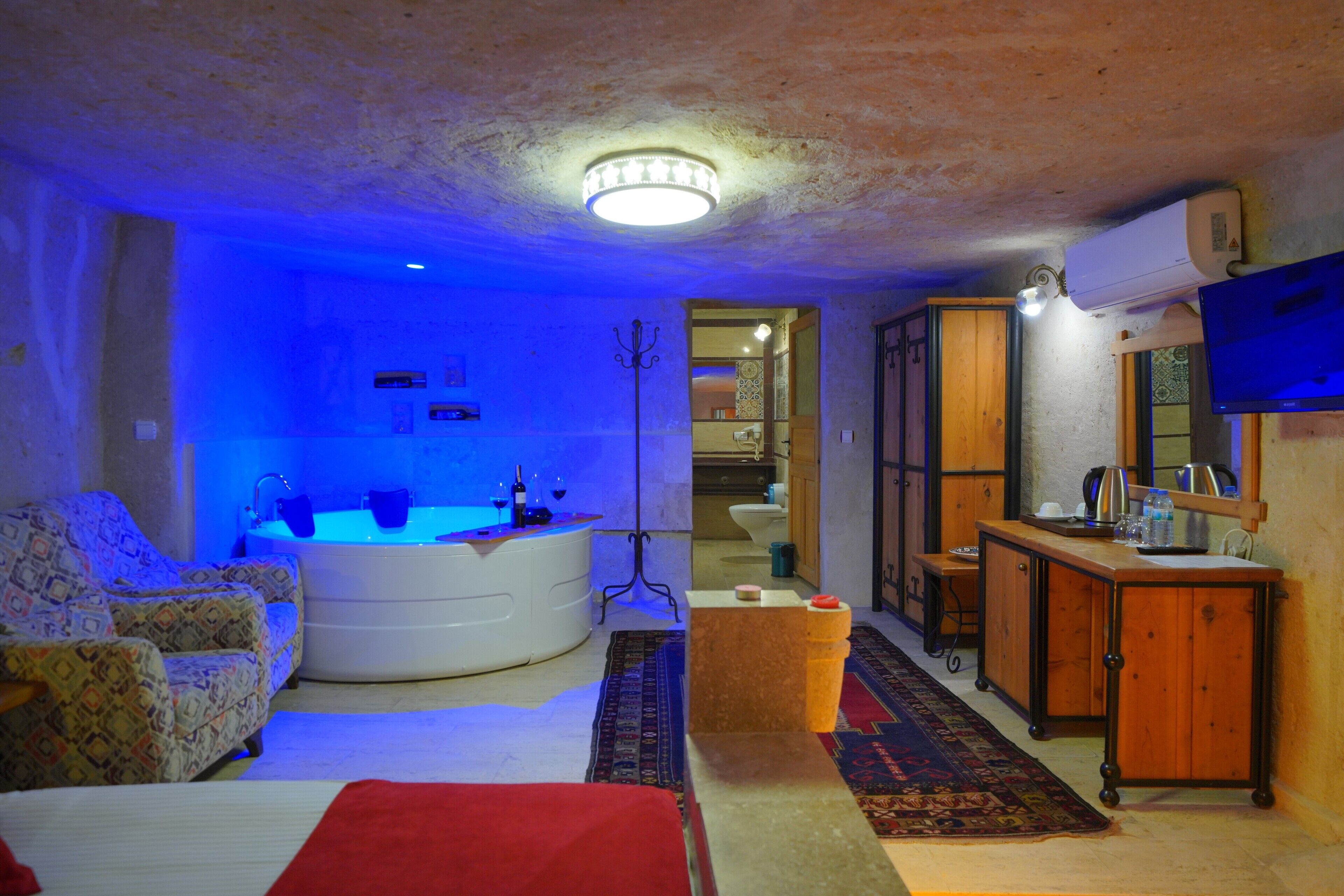 luxury suite, 1 queen bed, private pool | 1 bedroom, premium bedding, minibar, in-room safe