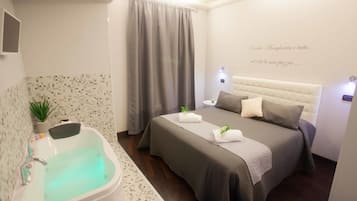 Deluxe Double Room, 1 Double Bed, Hot Tub, City View | Premium bedding, free minibar, desk, free WiFi