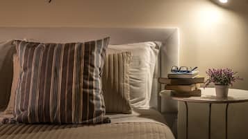 Doppia Deluxe, 1 letto matrimoniale, idromassaggio, vista città | Biancheria da letto di alta qualità