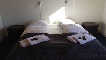 Basic Double Room | Free WiFi