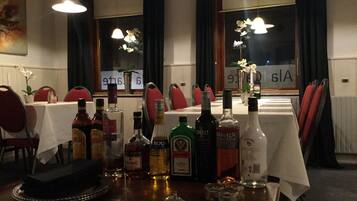 Lunch and dinner served, local cuisine