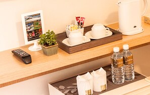 Deluxe Double Room | Coffee and/or coffee maker