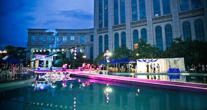 Jiangmen Gladden Hotel