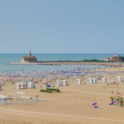 Sulla spiaggia