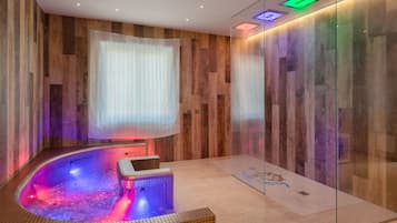 Sauna, hot tub, steam room
