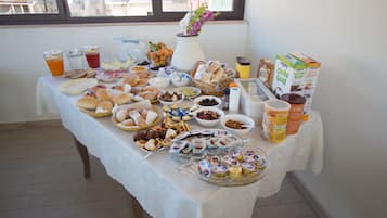 Alimentos y bebidas