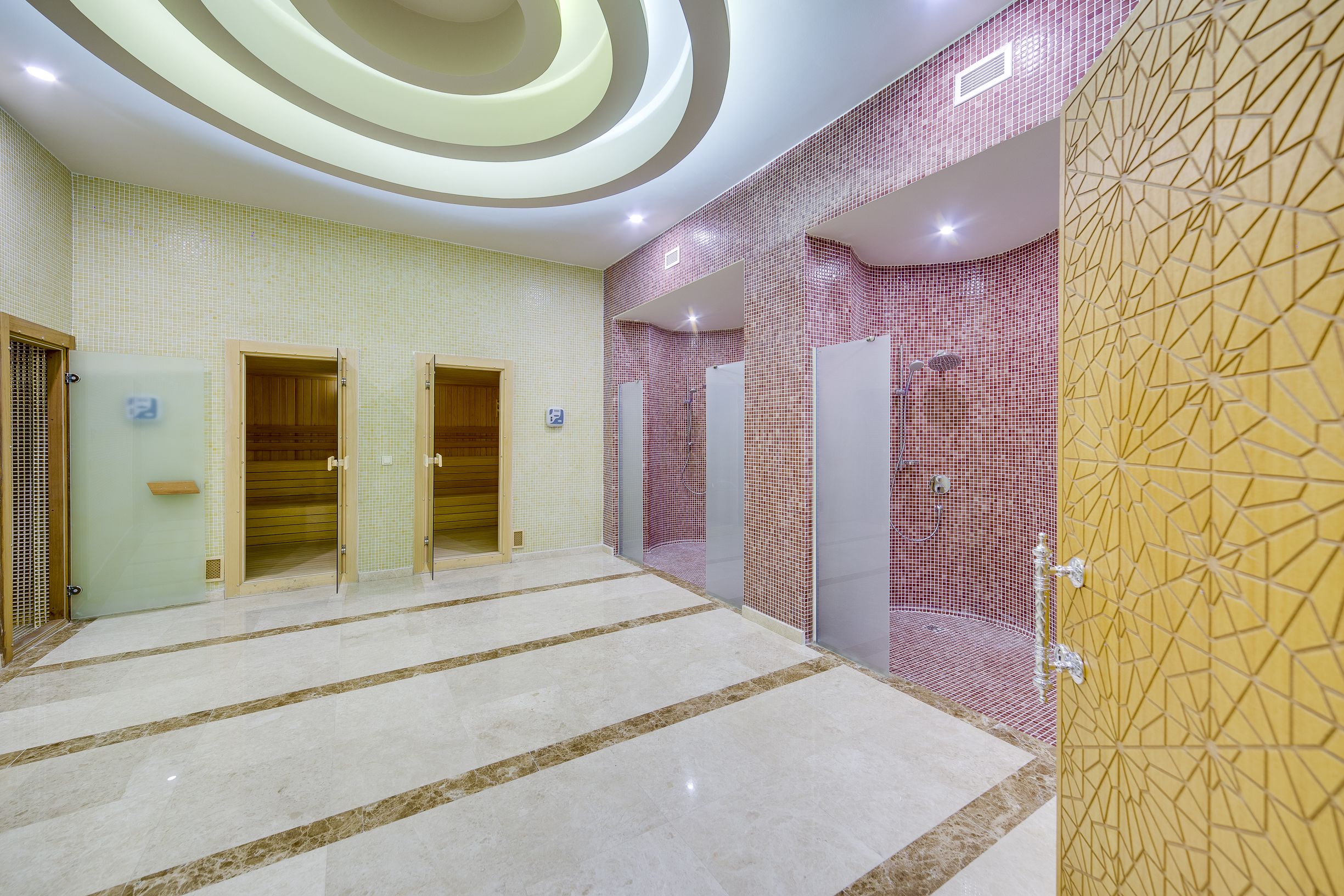 sauna, turkish bath/hammam