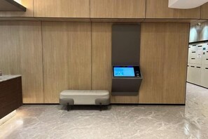 Interior - HanTing Hotel (Beijing Changhong Bridge Tuanjiehu Subway Station) (Beijing)