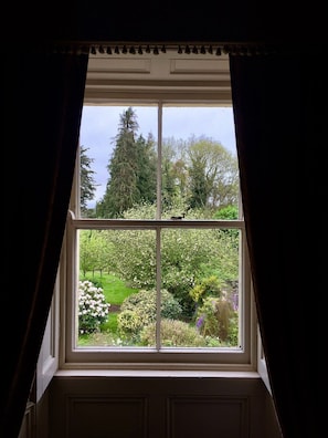 Economy Triple Room, Multiple Beds | Garden view - Clone House (Aughrim)