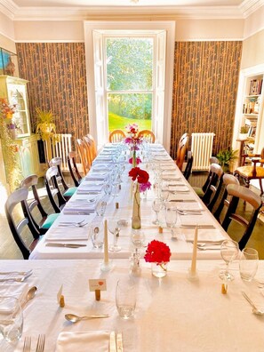 Luxury Villa | Dining
