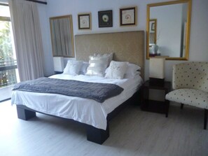 Casa familiar, 3 habitaciones | 3 dormitorios, tabla de planchar con plancha, wifi gratis y ropa de cama