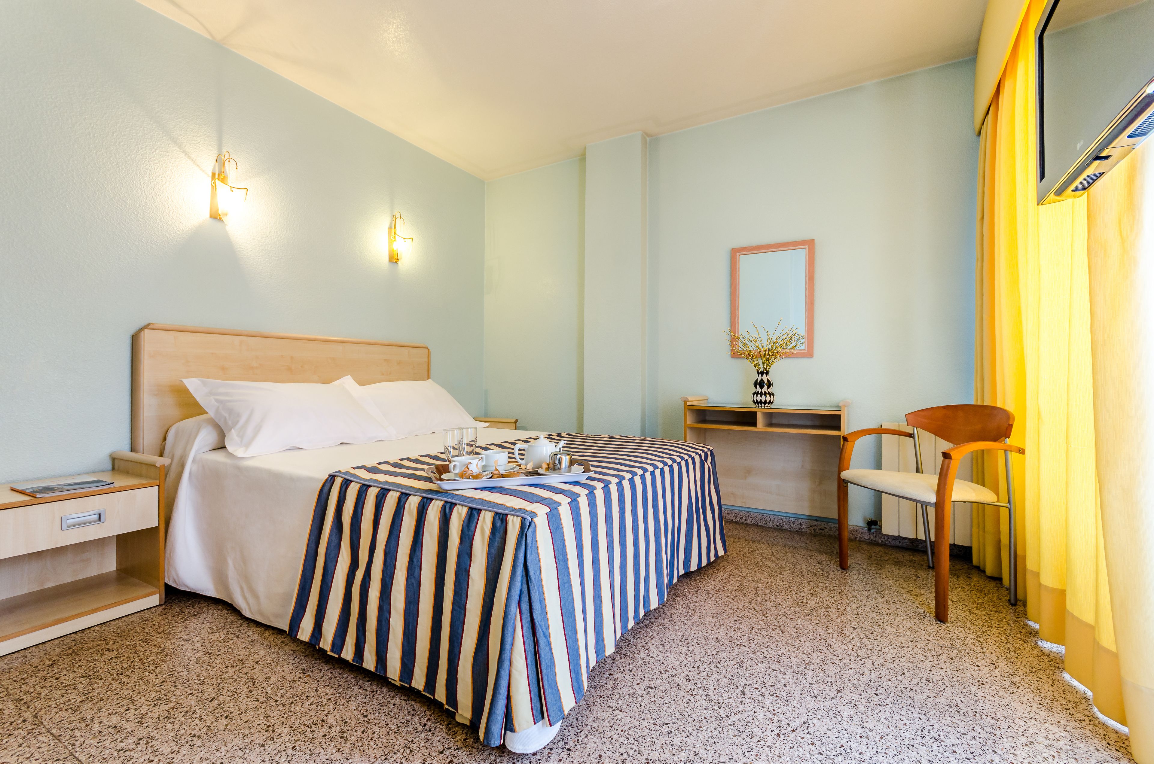 Foto - Hotel Mediterráneo