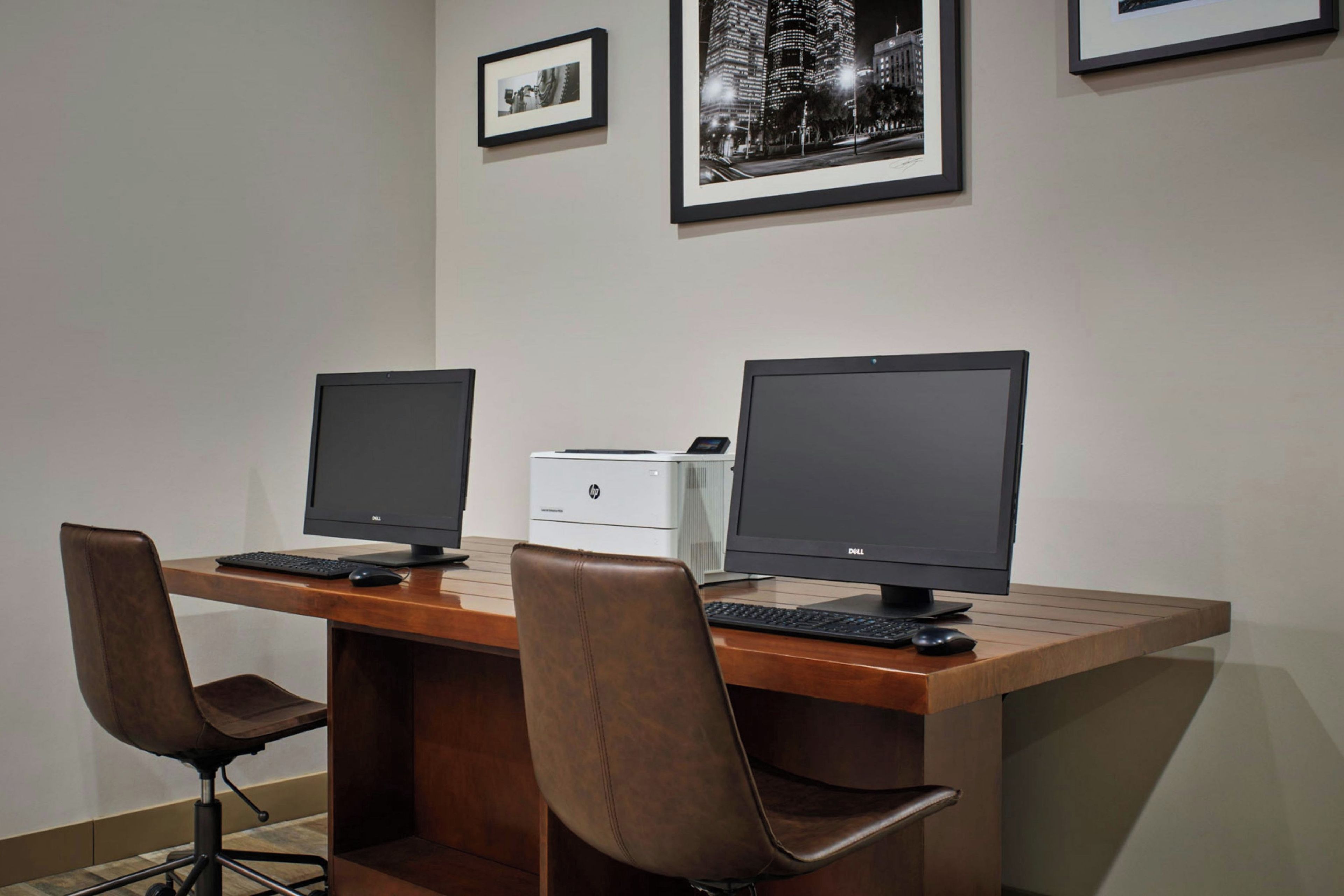 Photo - Four Points by Sheraton Houston Intercontinental Airport
