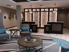 Quầy tiếp tân