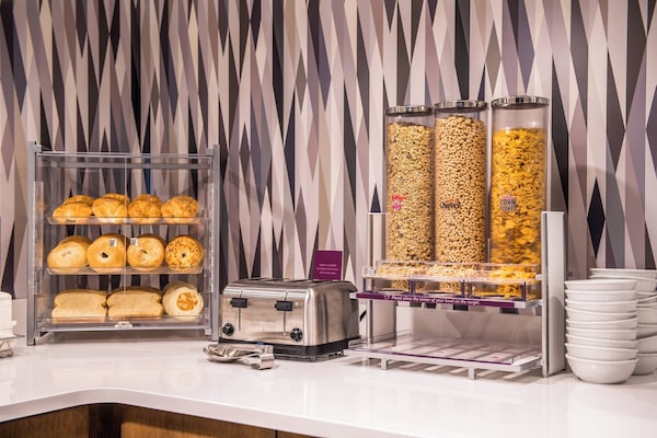 Desayuno continental incluido todos los días