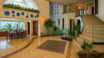 Family Villa | Living area | 60-inch Smart TV with satellite channels, Netflix, Hulu