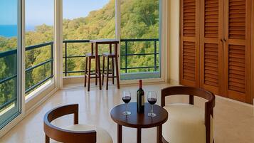 60-inch Smart TV with satellite channels, Netflix, Hulu